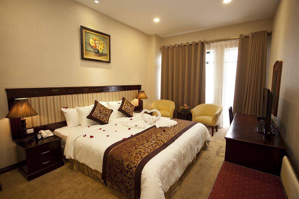 Asean Halong Hotel Ха Лонг Екстериор снимка