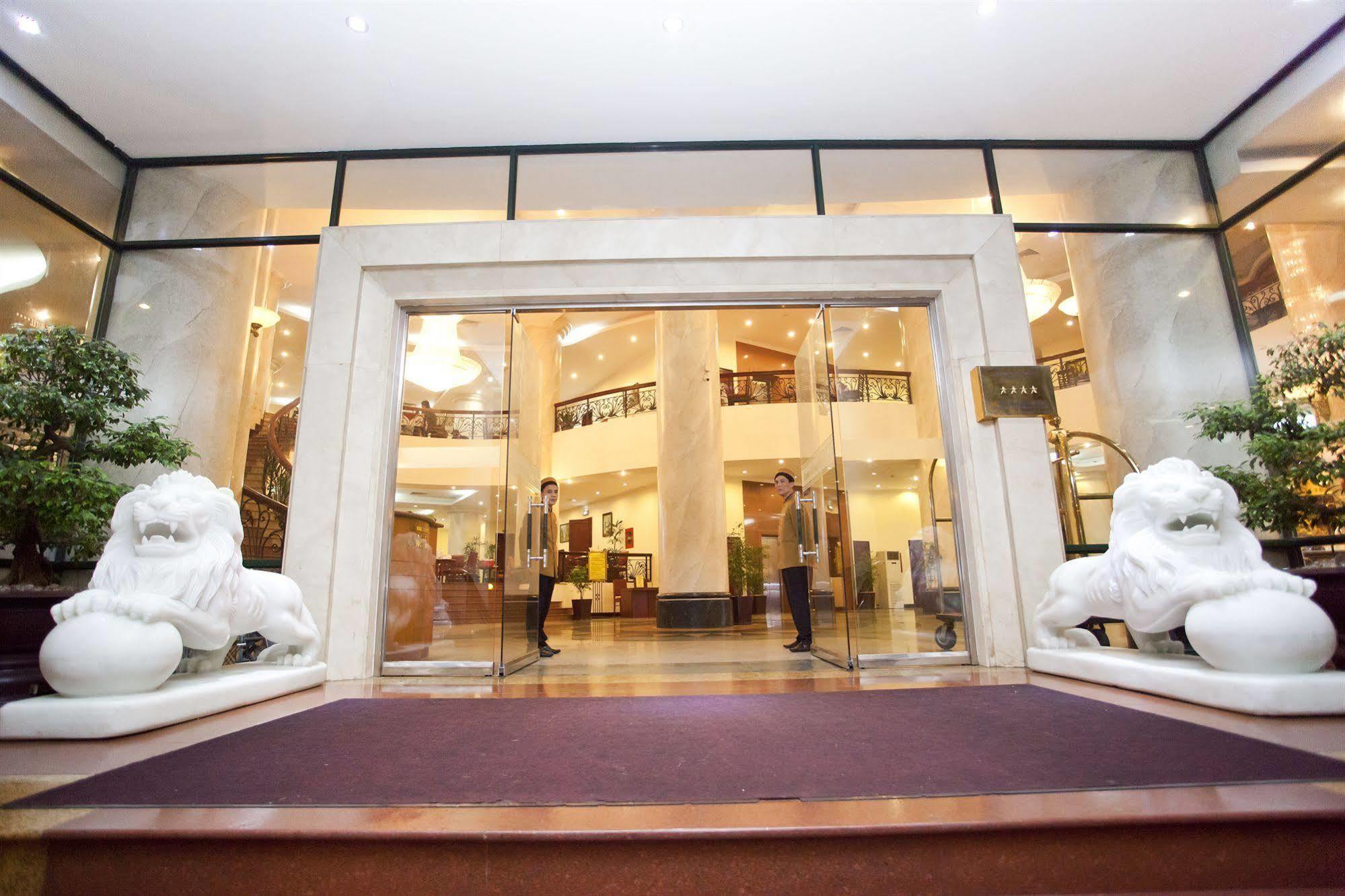 Asean Halong Hotel Ха Лонг Екстериор снимка