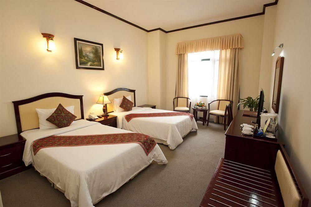 Asean Halong Hotel Ха Лонг Екстериор снимка