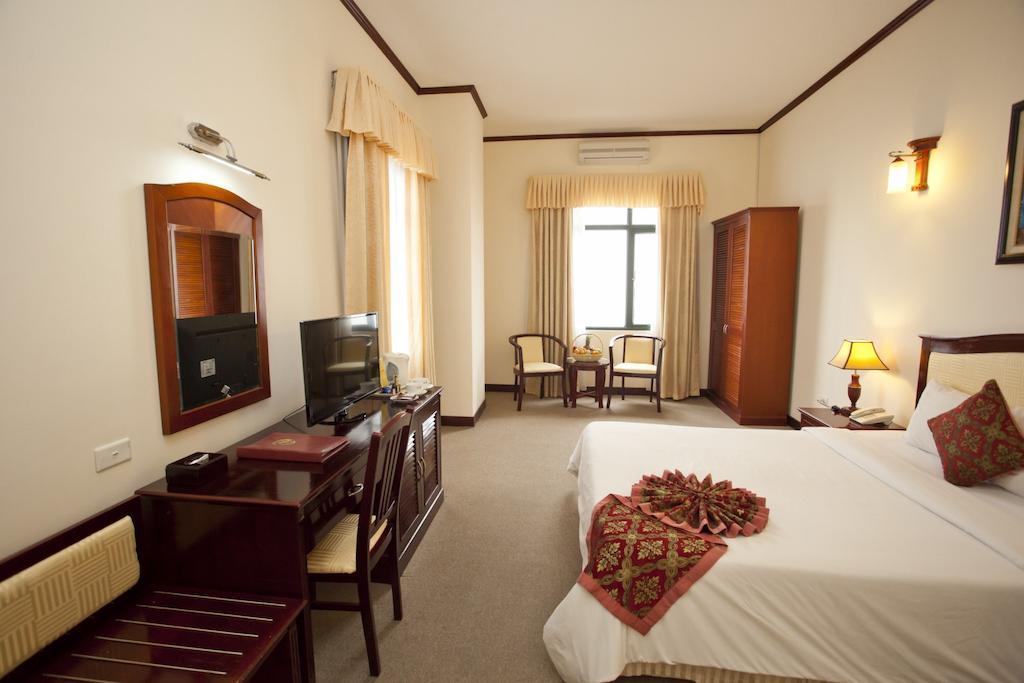 Asean Halong Hotel Ха Лонг Екстериор снимка